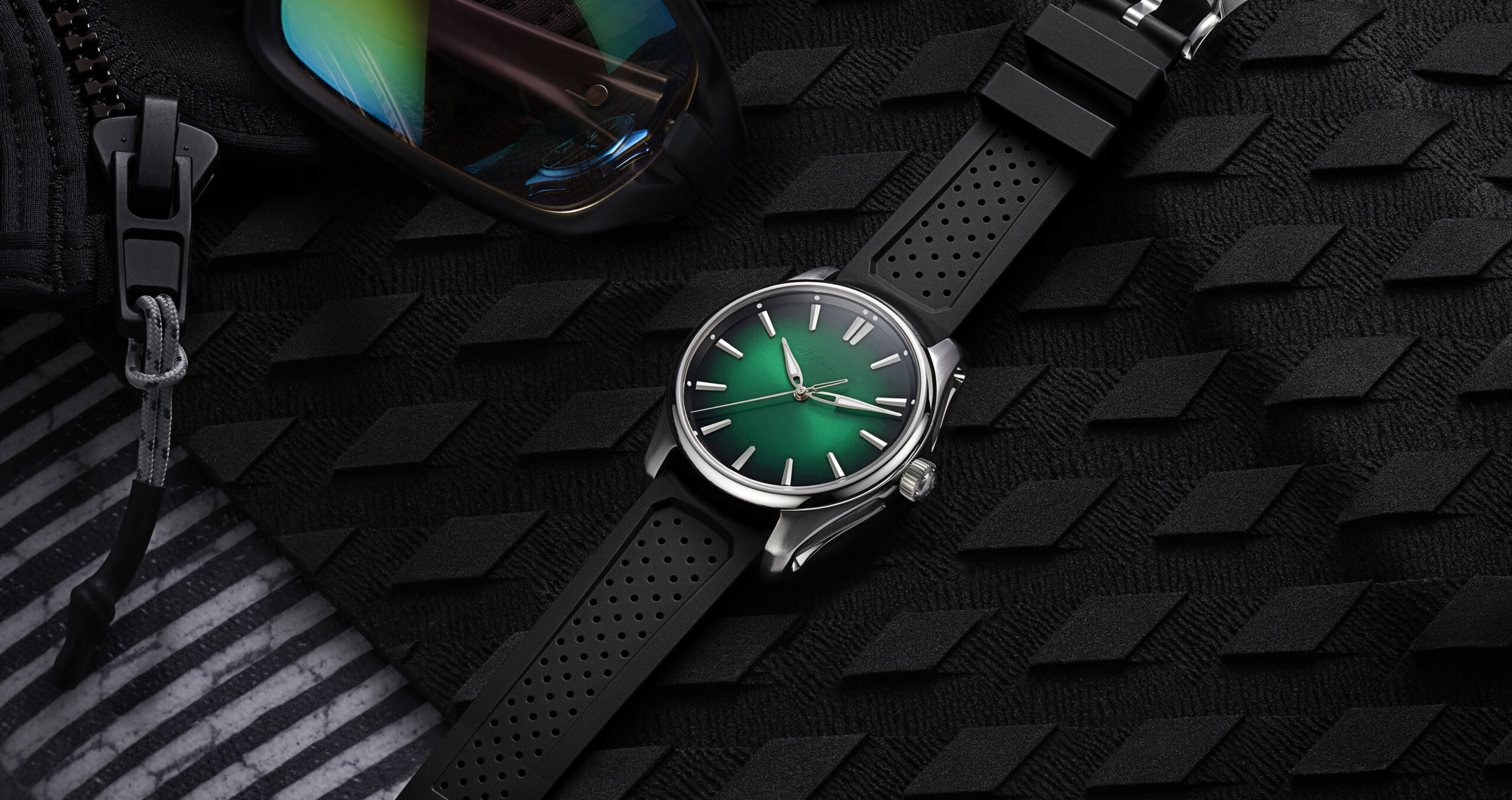 Pioneer Centre Seconds Cosmic Green - H. Moser & Cie.