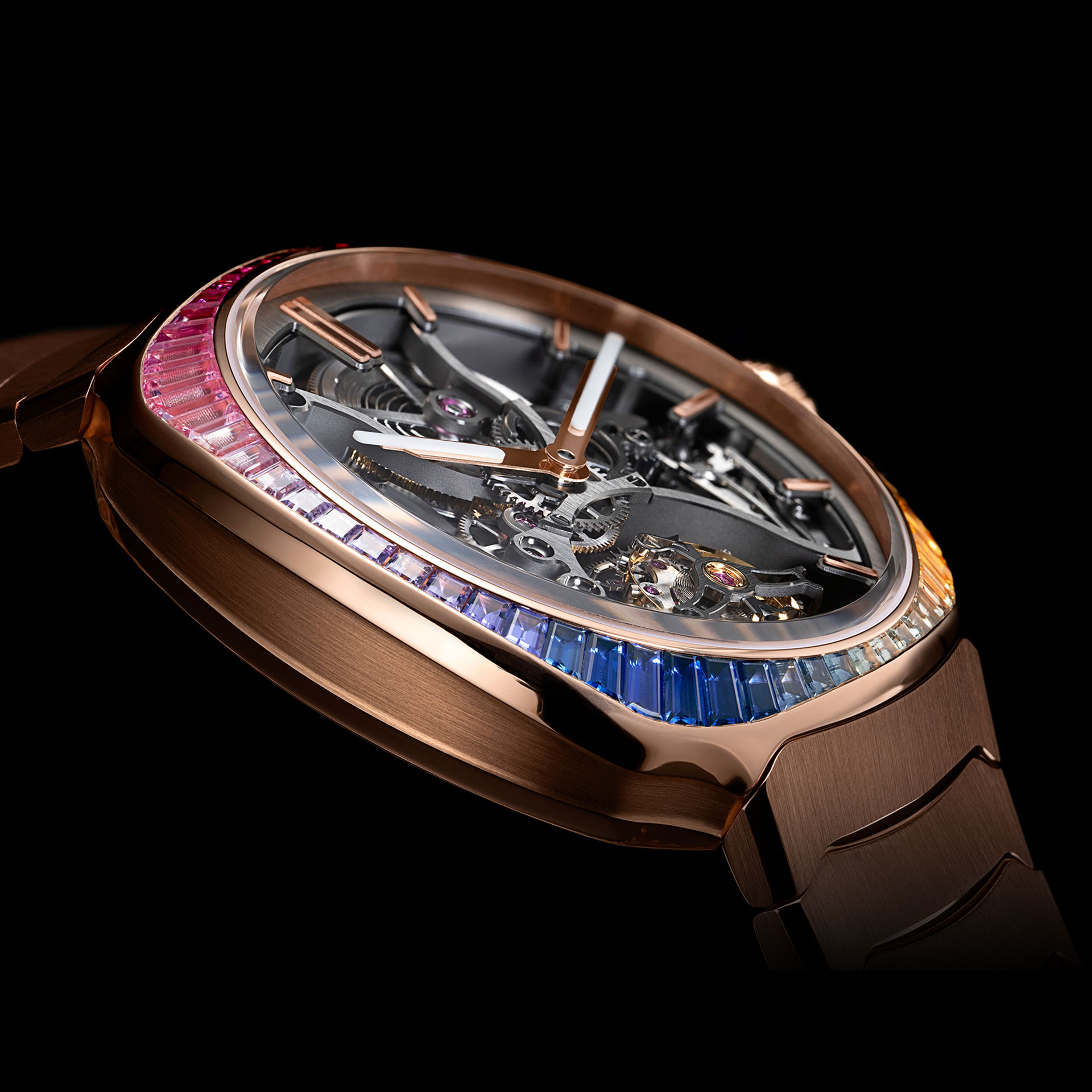 H. Moser - Streamliner Tourbillon Skeleton Rainbow in 5N red gold - side